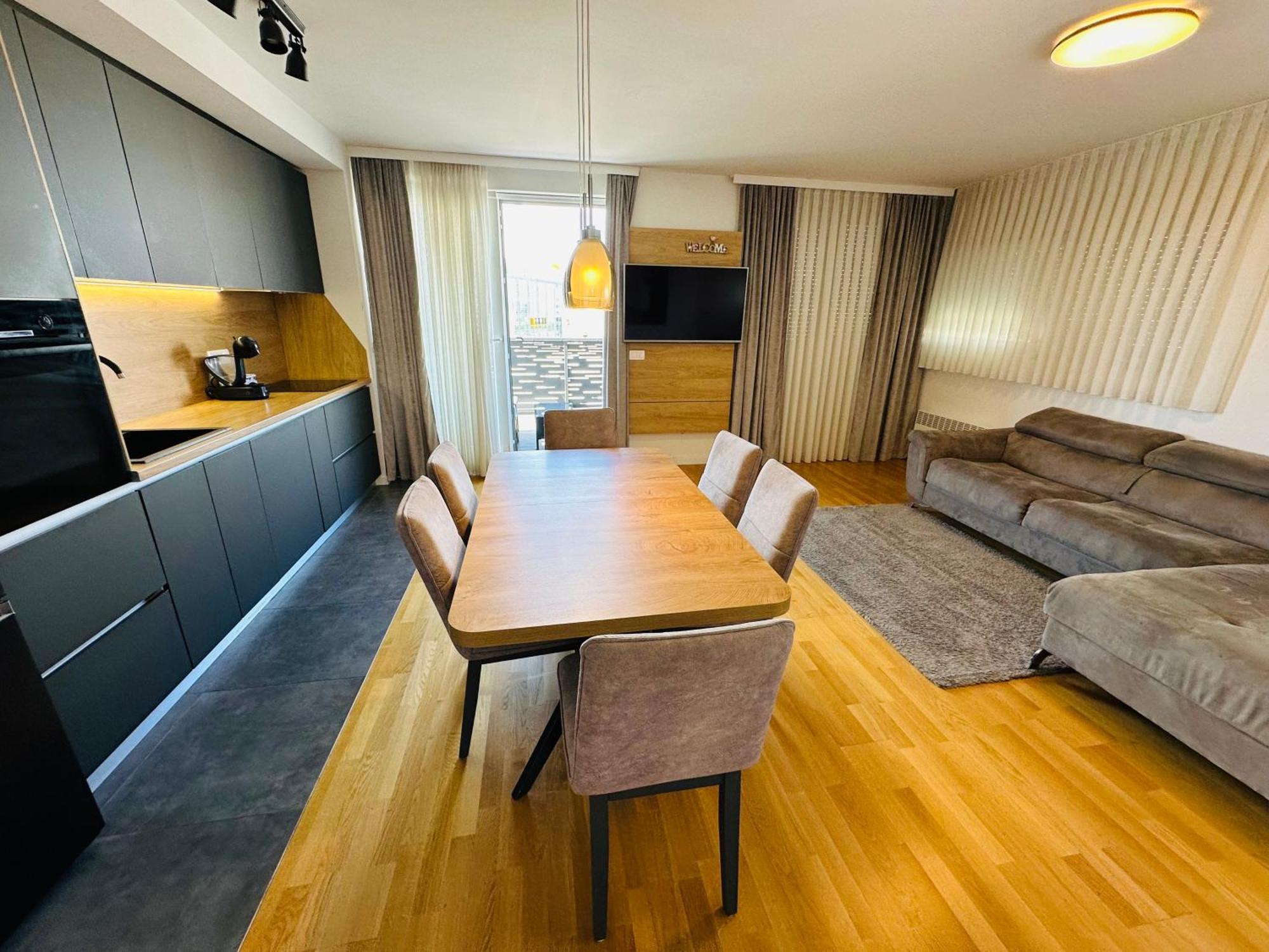 Apartment King With Private Parking Zadar Dış mekan fotoğraf